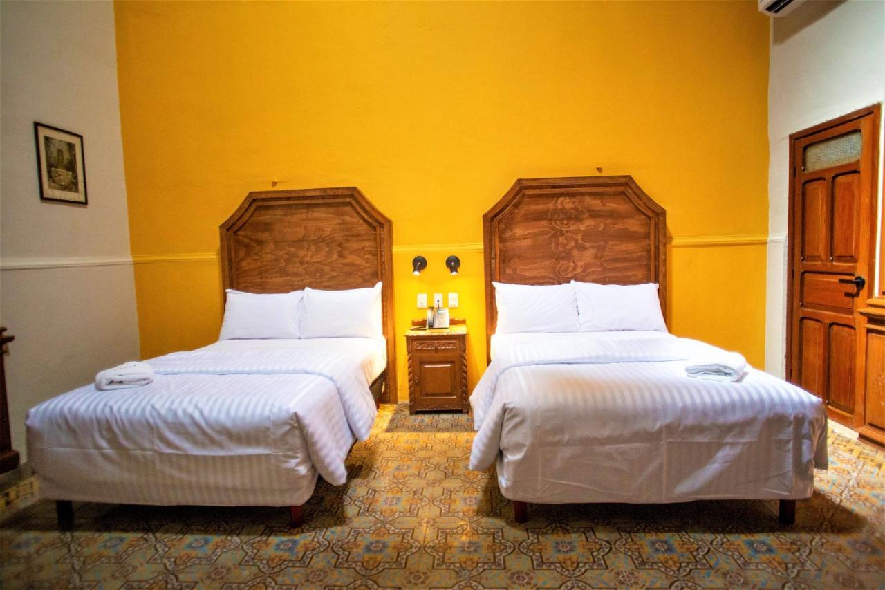 Hotel Real Toledo By Kavia Merida Exterior photo