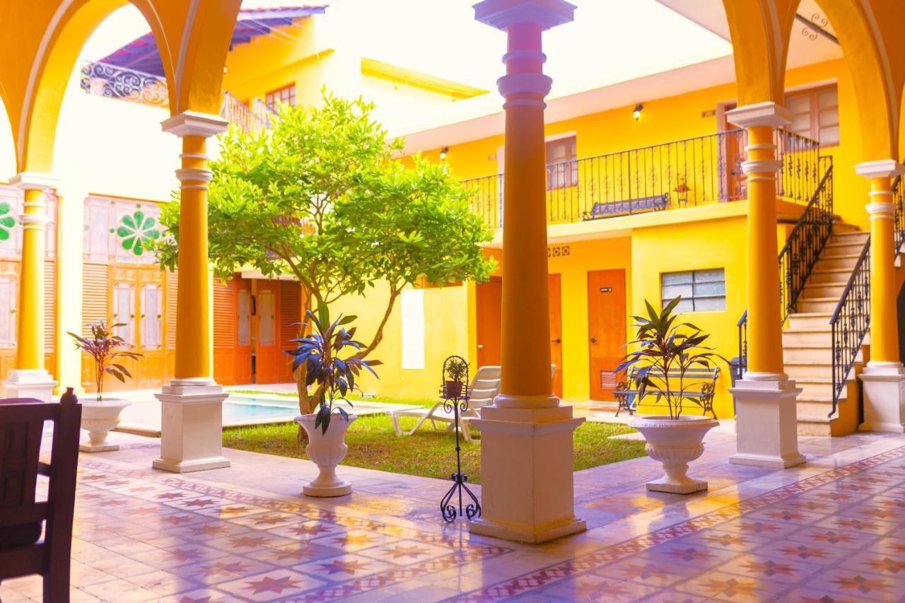 Hotel Real Toledo By Kavia Merida Exterior photo