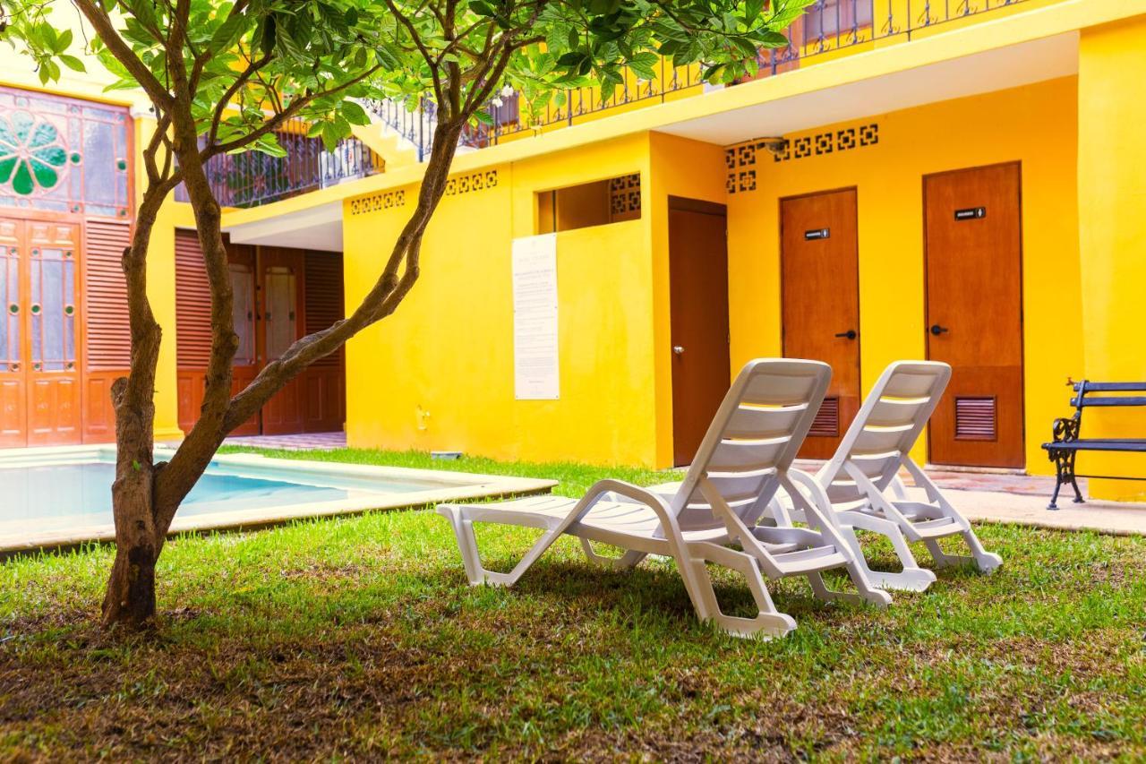 Hotel Real Toledo By Kavia Merida Exterior photo